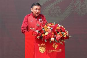 记者：成耀东接手海港B队帅位，更多是扶于海、王赟一把