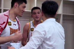 APP下载-上下一心！山西更衣室狂欢庆祝进入四强 迪亚洛与潘江大吼宣泄