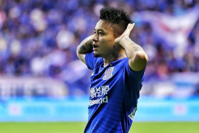 华体会官方网-功勋怒斥申花洋帅：让我提前退役！用废5国脚 没于汉超他得去打仗